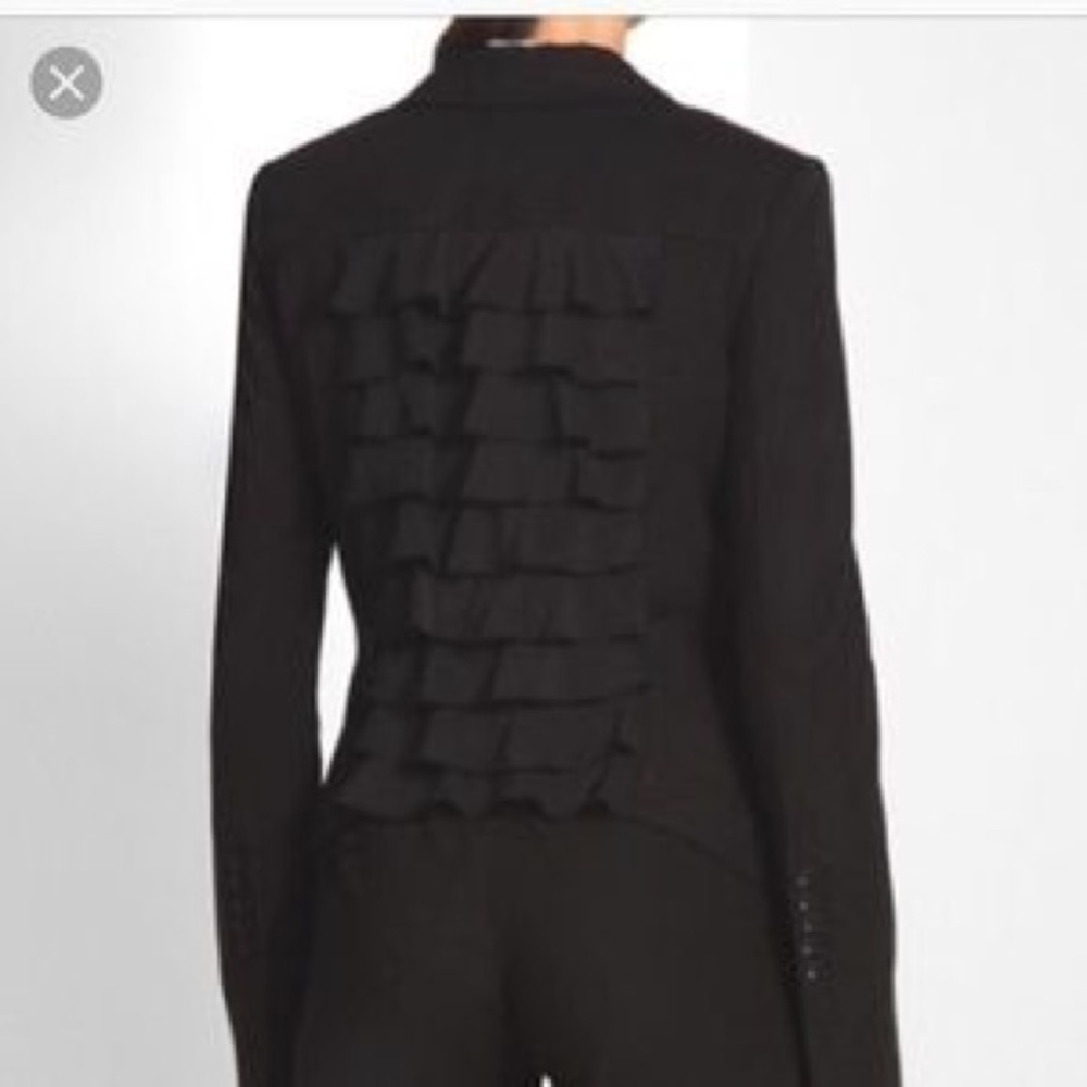 BCBGMAXAZRIA Women’s Black Ruffle Back Blazer